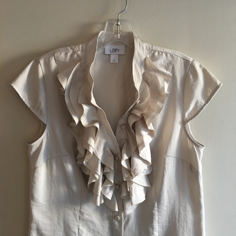 Ann Taylor LOFT Ruffle Button Down - Picture 2 of 8